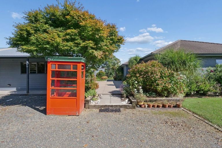 Photo of property in 154 Ohinepanea Road, Pukehina, Te Puke, 3186