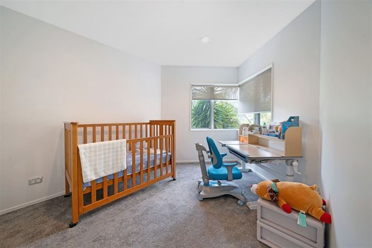 Photo of property in 51 Bayside Drive, Browns Bay, Auckland, 0630