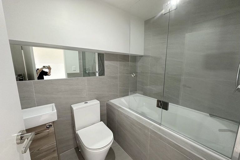 Photo of property in 24 Red Arches Road, Henderson, Auckland, 0610