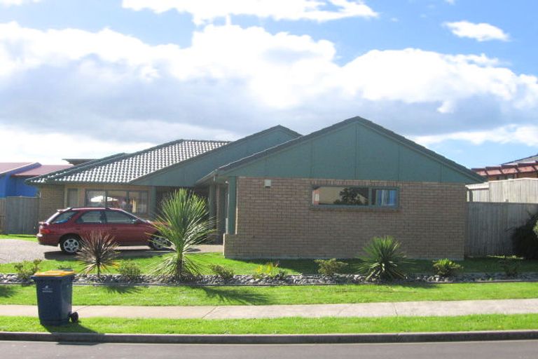 Photo of property in 9 Brookwood Drive, Henderson, Auckland, 0612
