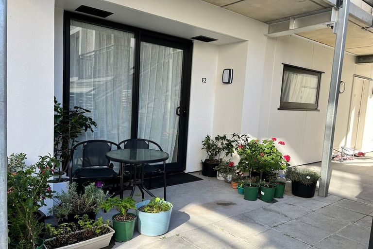 Photo of property in 2/11e Newtown Avenue, Newtown, Wellington, 6021