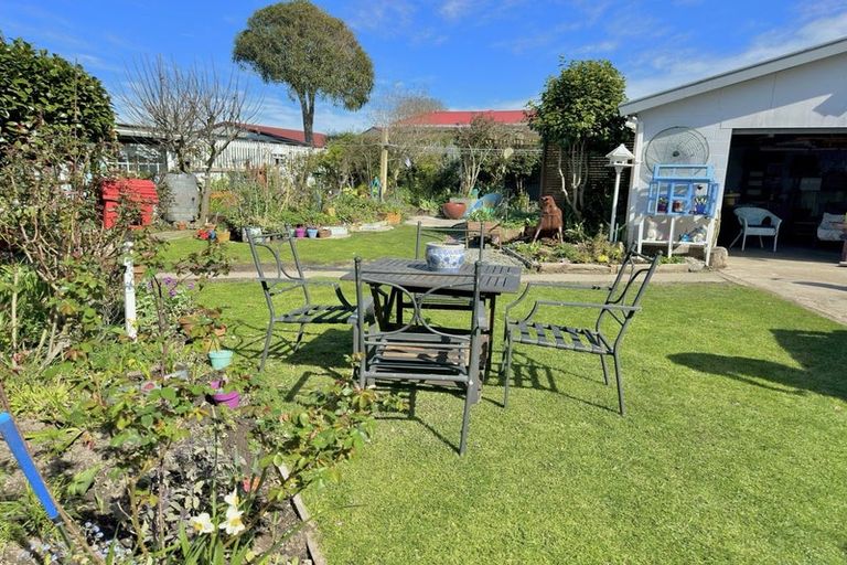 Photo of property in 37 Kinley Street, Rangiora, 7400