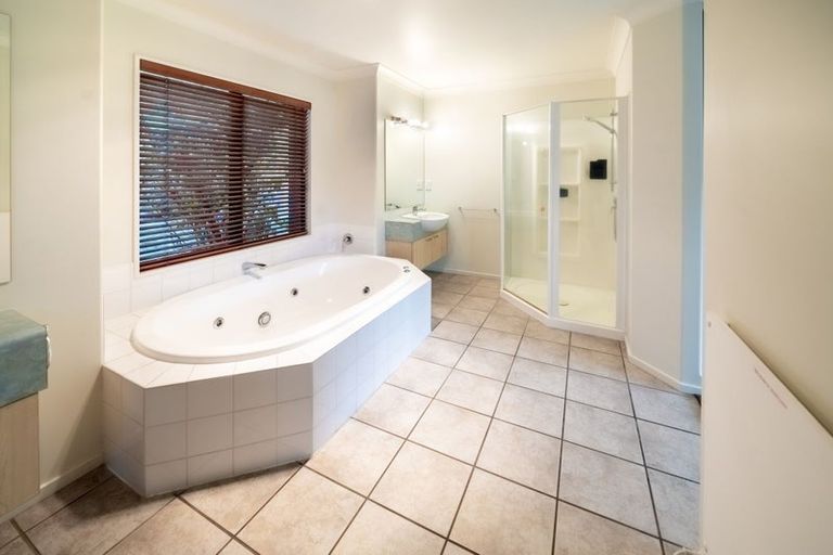 Photo of property in 315 Gardiners Road, Harewood, Christchurch, 8051