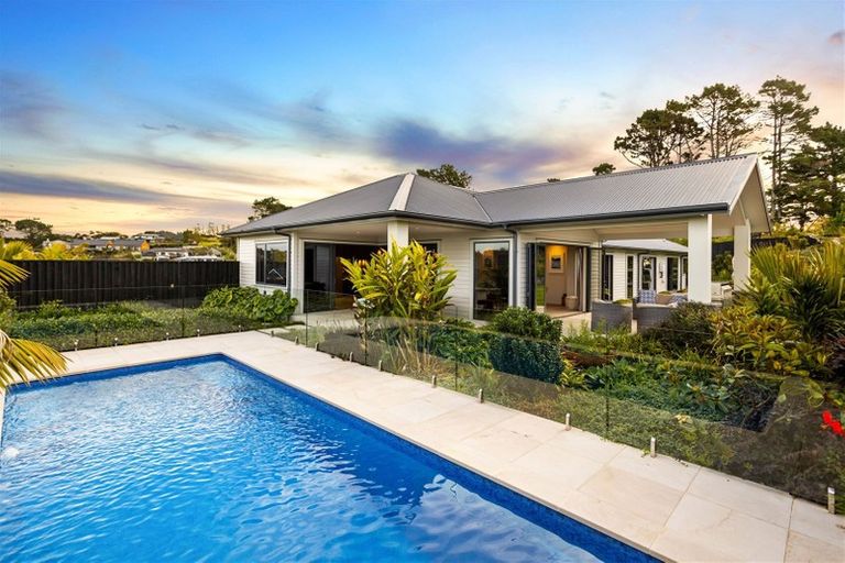 Photo of property in 84 Solan Drive, Waimauku, 0812