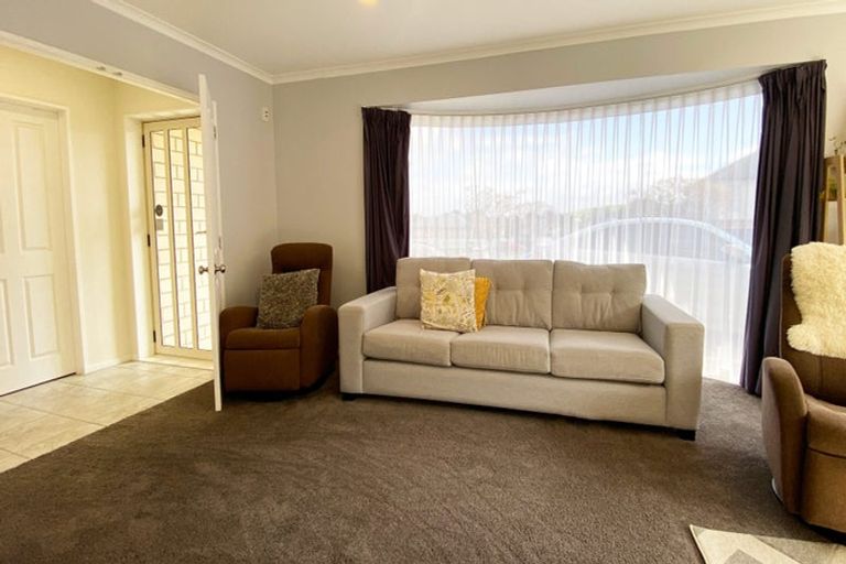 Photo of property in 7 Campile Close, East Tamaki, Auckland, 2016