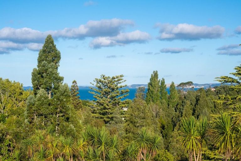 Photo of property in 40 Channel View Road, Campbells Bay, Auckland, 0630