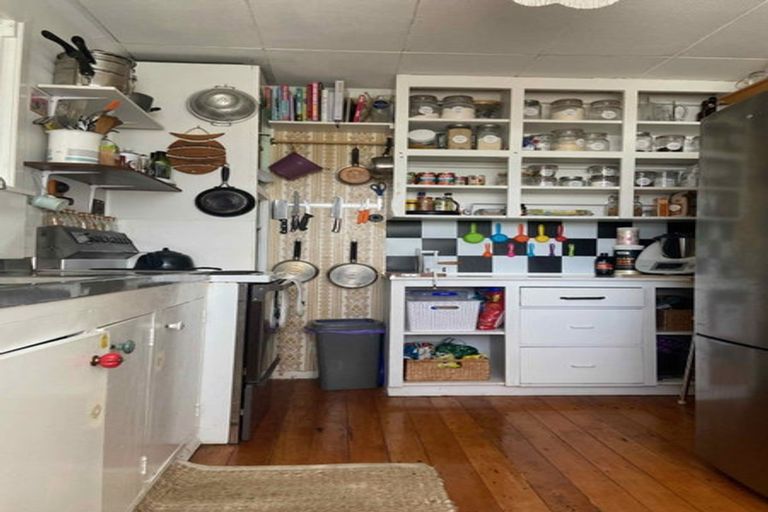 Photo of property in 19 Sutherland Road, Omarama, 9412