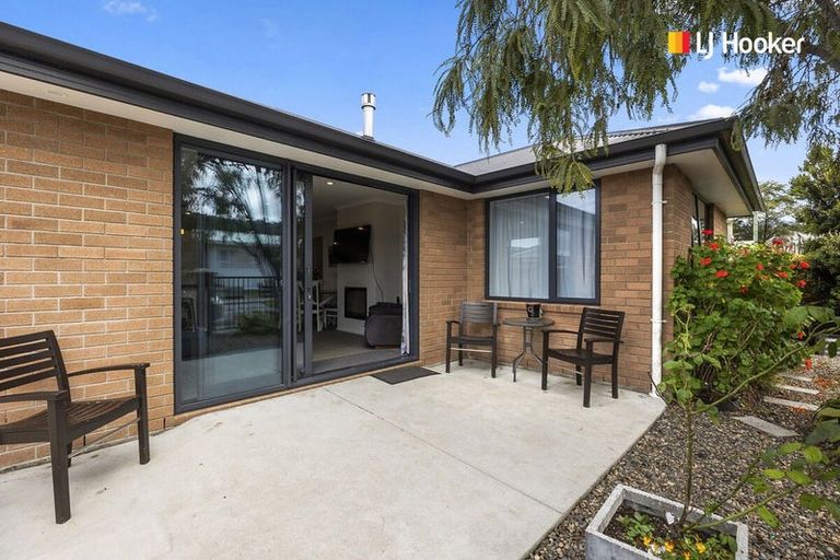 Photo of property in 35 Thorn Street, Caversham, Dunedin, 9012