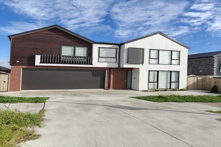 Photo of property in 70 Michael Bosher Way, Flat Bush, Auckland, 2019