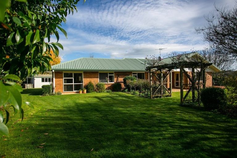 Photo of property in 10 Kittow Street, Tirau, 3410