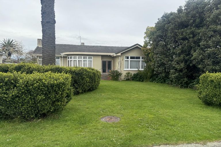 Photo of property in 47 Guy Avenue, Takaro, Palmerston North, 4410