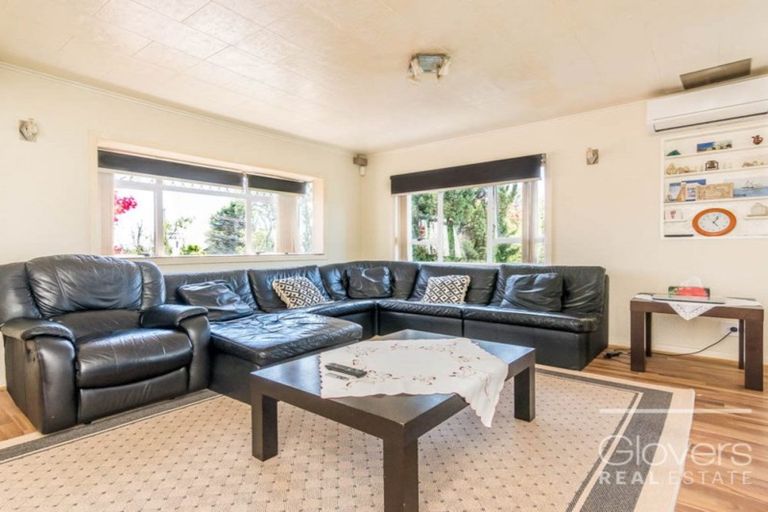 Photo of property in 72 Astley Avenue, New Lynn, Auckland, 0600