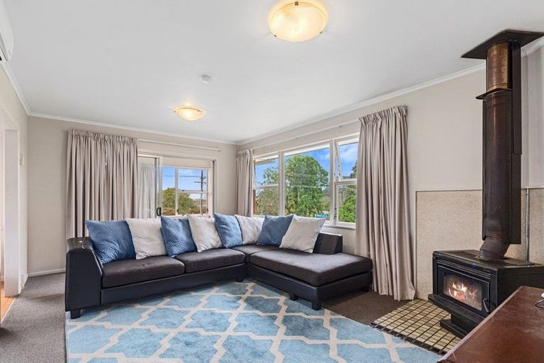 Photo of property in 19 Otumoetai Road, Judea, Tauranga, 3110