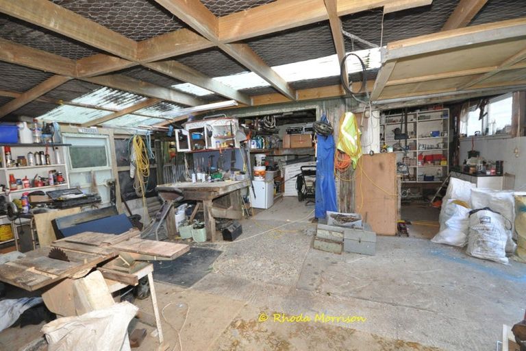 Photo of property in 11 Moana Road, Tinopai, Matakohe, 0593