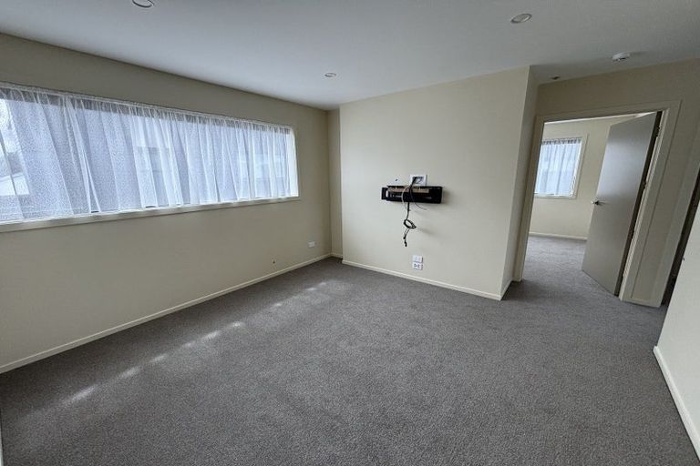 Photo of property in 2a Lowestoft Place, West End, Palmerston North, 4412