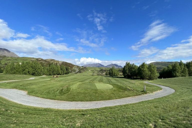 Photo of property in 6 Soudley Court, Jacks Point, Queenstown, 9371