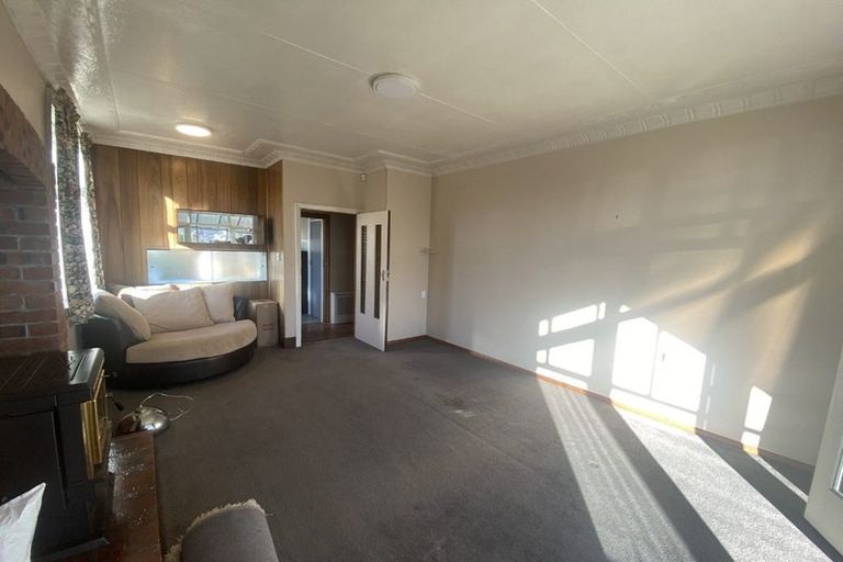 Photo of property in 107 Macandrew Road, South Dunedin, Dunedin, 9012