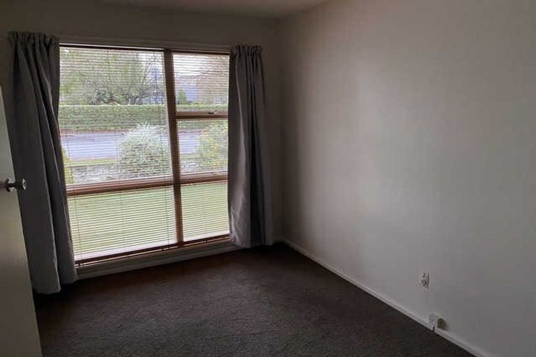 Photo of property in 2/41 Darvel Street, Riccarton, Christchurch, 8011