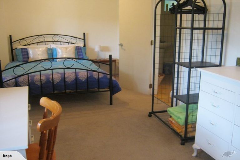 Photo of property in 92b Coronation Road, Hillcrest, Auckland, 0627