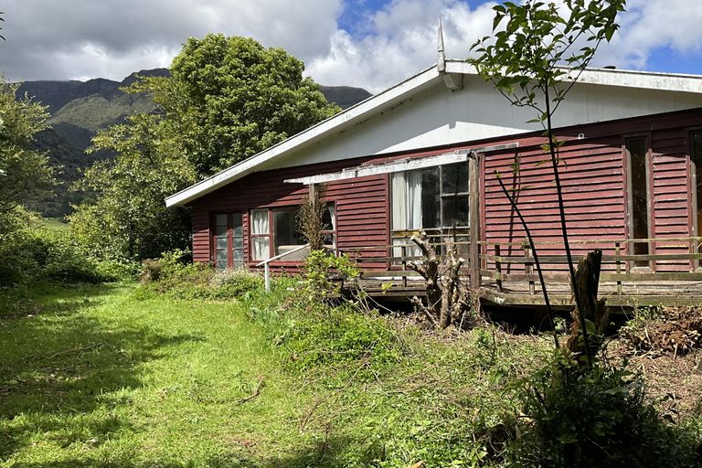 Photo of property in 1425 Lake Brunner Road, Inchbonnie, 7875