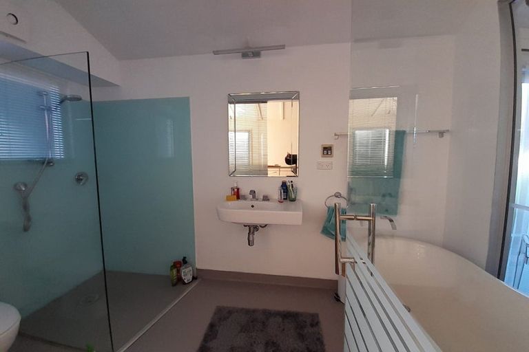 Photo of property in 50 Owhiro Bay Parade, Owhiro Bay, Wellington, 6023