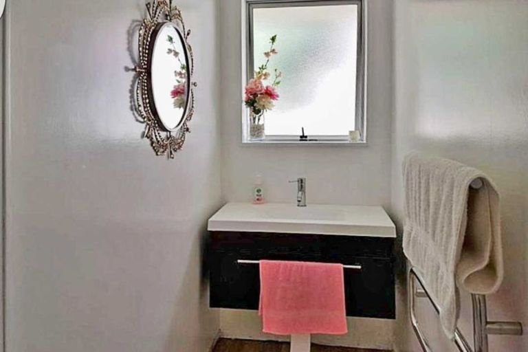 Photo of property in 1/384 Armagh Street, Linwood, Christchurch, 8011