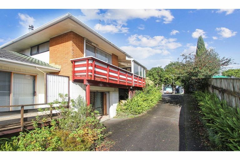 Photo of property in 1/78 Bentley Avenue, Glenfield, Auckland, 0629