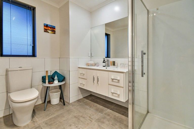 Photo of property in 1 Helenvale Crescent, Pokeno, 2402