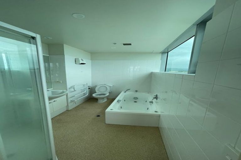 Photo of property in The Links, 15/378-382 Kapiti Road, Paraparaumu Beach, Paraparaumu, 5032