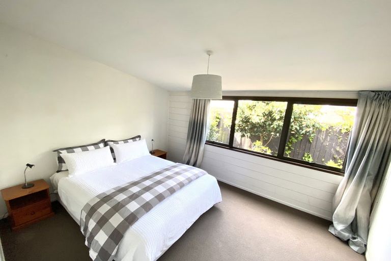 Photo of property in 115a Merivale Lane, Merivale, Christchurch, 8014