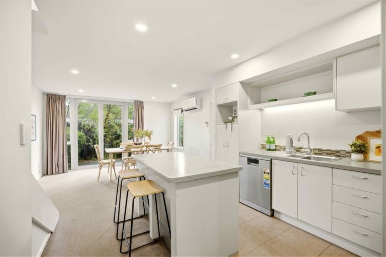 Photo of property in 90a Mandeville Street, Riccarton, Christchurch, 8011