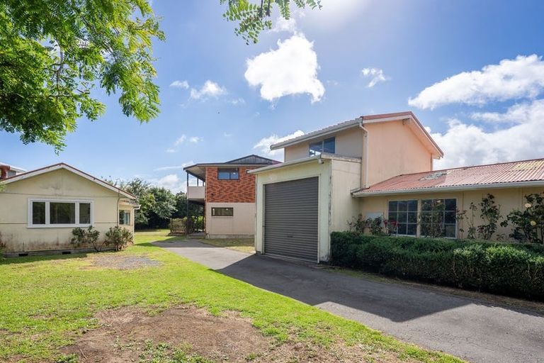 Photo of property in 69 Te Moana Road, Waikanae Beach, Waikanae, 5036