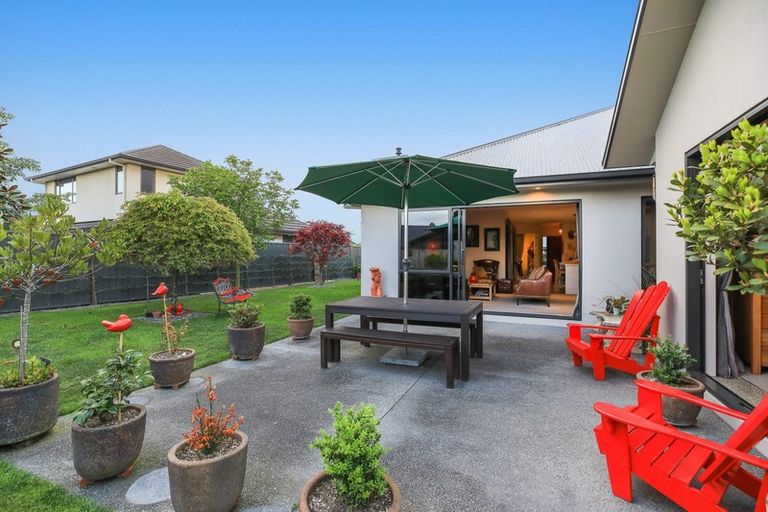 Photo of property in 11 Johnnybro Place, Rototuna North, Hamilton, 3210