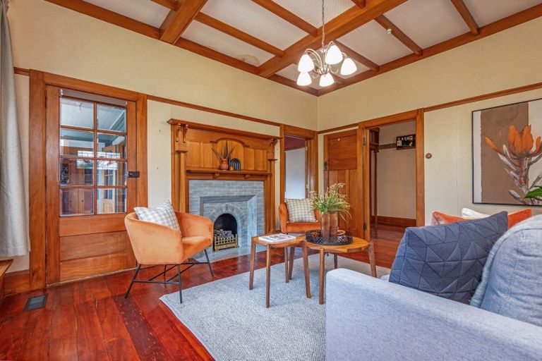 Photo of property in 24 Argyle Avenue, Takaro, Palmerston North, 4410