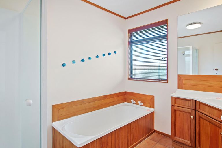 Photo of property in 74b Bowentown Boulevard, Bowentown, Waihi Beach, 3177