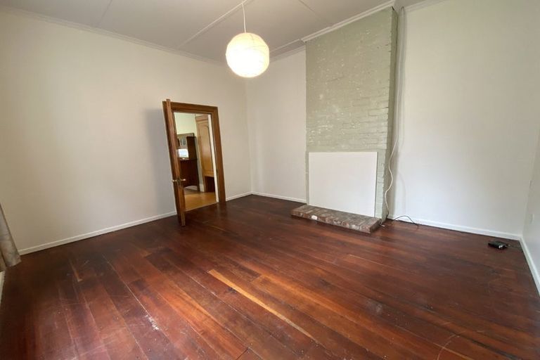 Photo of property in 20 Devon Street, Aro Valley, Wellington, 6021