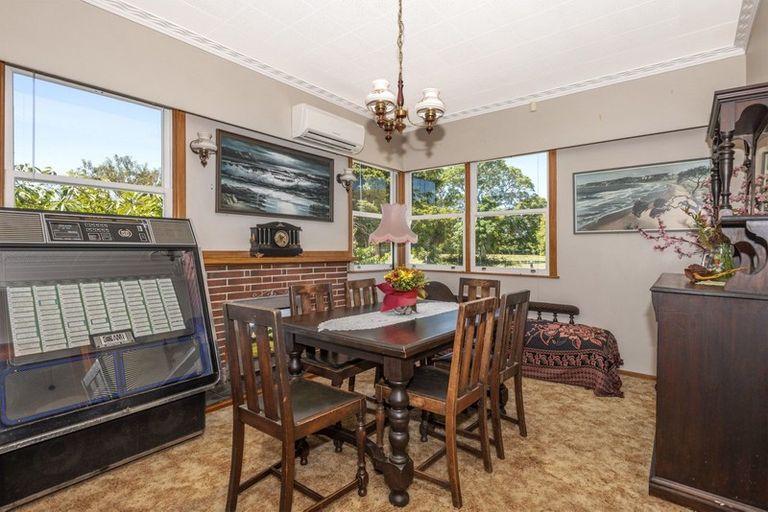 Photo of property in 15 Ioapa Road, Te Karaka, 4022