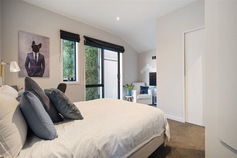 Photo of property in 21 Whareora Terrace, Cashmere, Christchurch, 8022