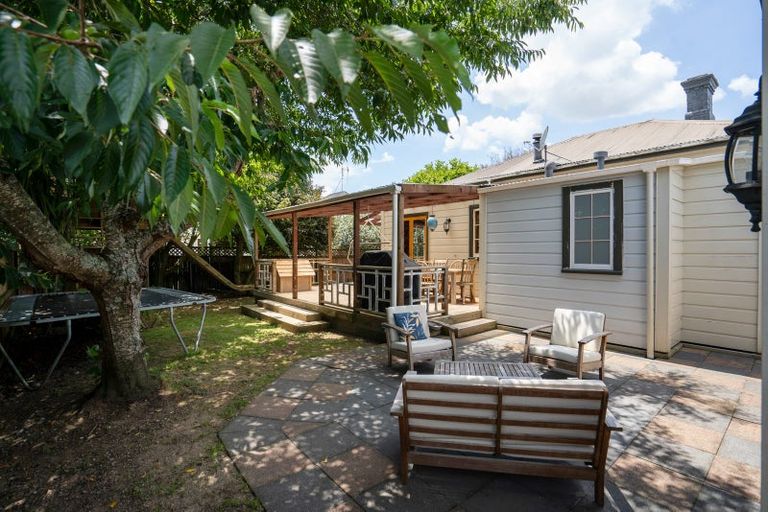 Photo of property in 14 Grosvenor Street, Cambridge, 3434