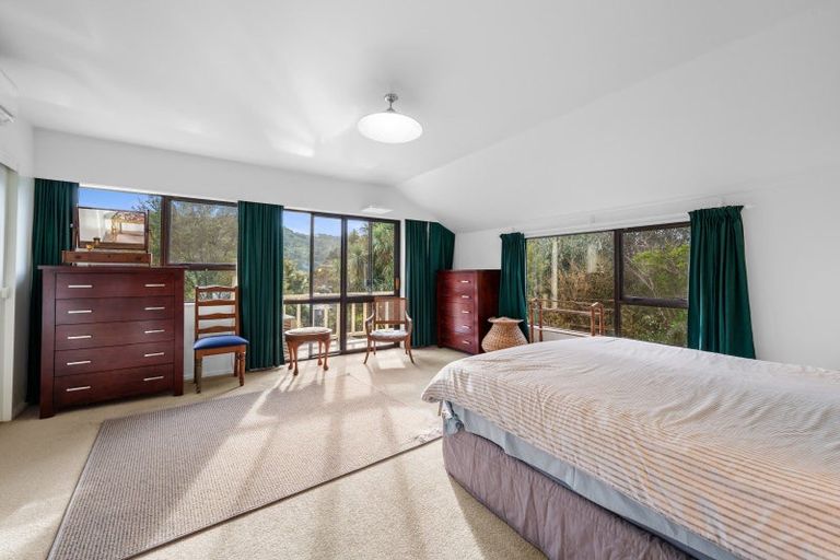 Photo of property in 34 Milton Terrace, Picton, 7220