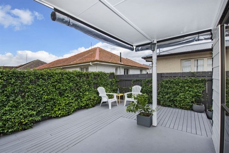 Photo of property in 2/23 King Street, Kensington, Whangarei, 0112