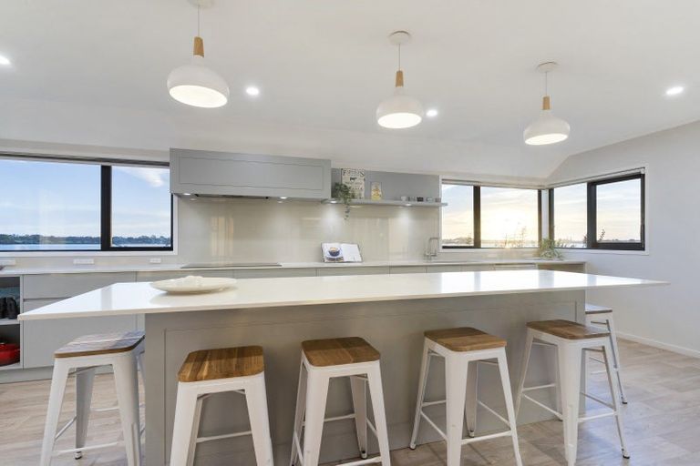 Photo of property in 55 St Annes Crescent, Wattle Downs, Auckland, 2103