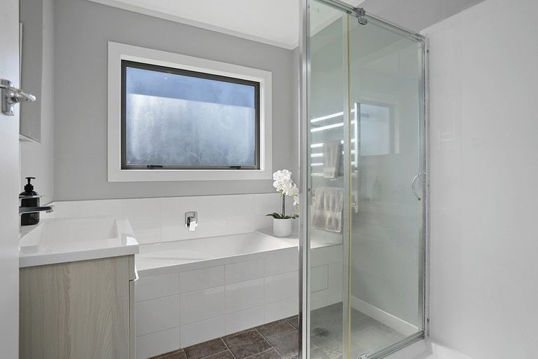 Photo of property in 45 Byron Street, Leamington, Cambridge, 3432