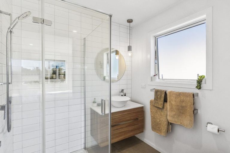 Photo of property in 6 Moa Road, Raumati Beach, Paraparaumu, 5032