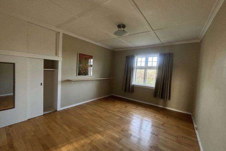 Photo of property in 6 Malcolm Street, Martinborough, 5711