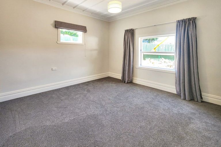 Photo of property in 1 Clyde Road, Bluff Hill, Napier, 4110