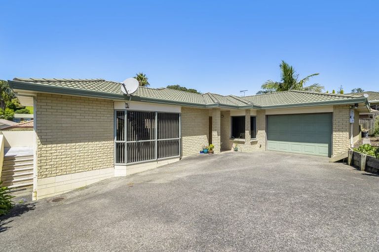 Photo of property in 19 Kestrel Heights, Arkles Bay, Whangaparaoa, 0932