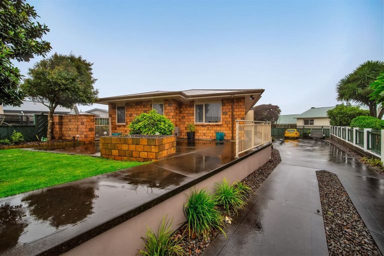 Photo of property in 8 Bandon Grove, Bell Block, New Plymouth, 4312