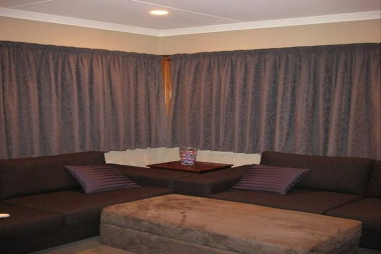 Photo of property in 2 Thames Street, Avenal, Invercargill, 9810