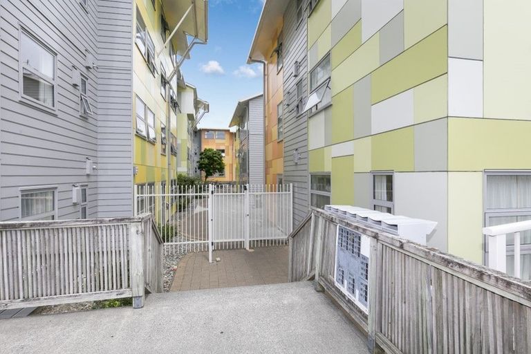 Photo of property in Drummond Street Flats, 26/19 Drummond Street, Mount Cook, Wellington, 6021